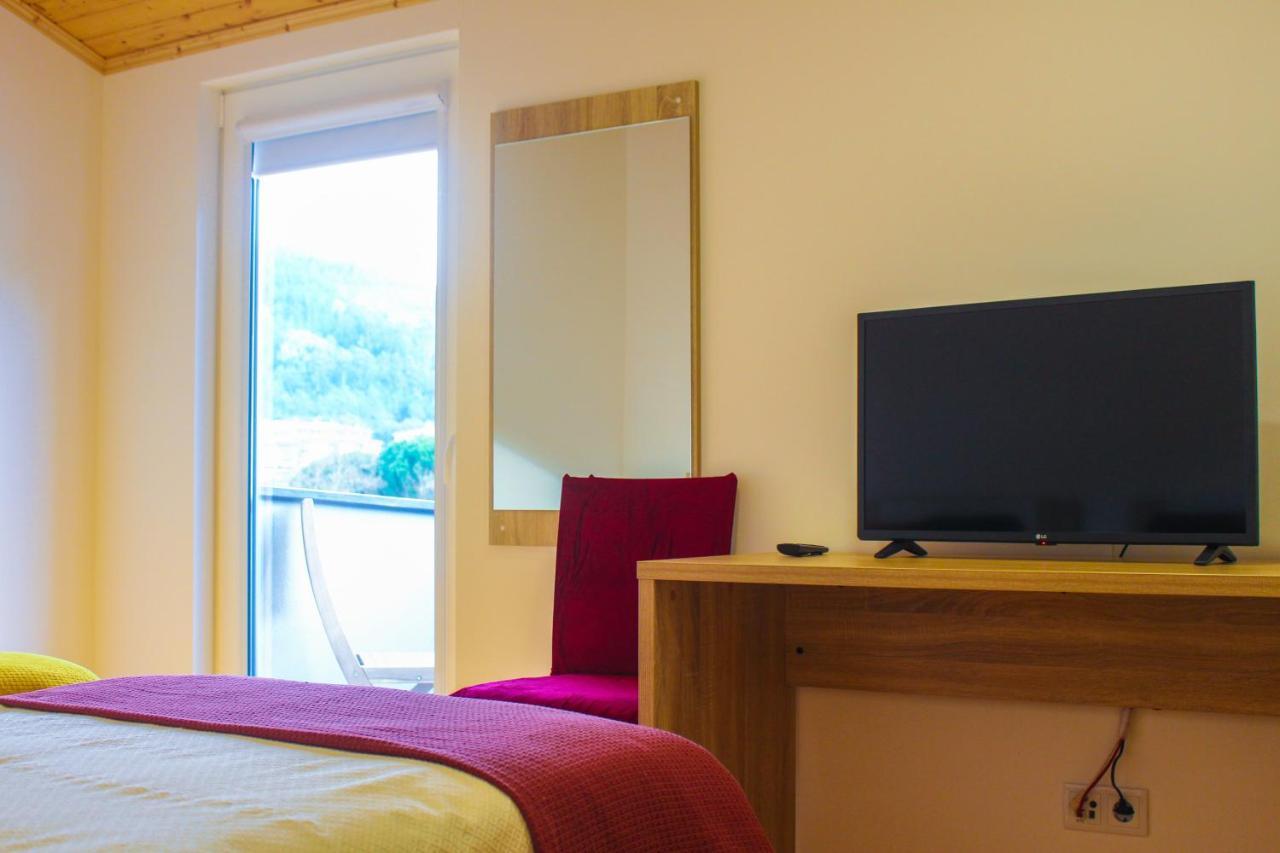 Farm stay Vale Do Ceira *