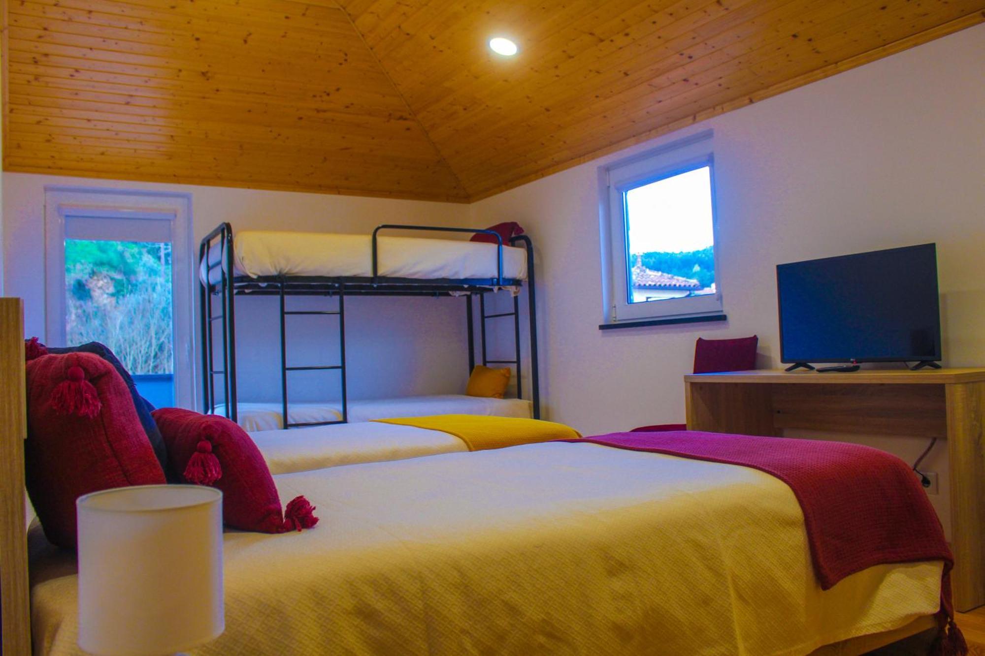 Vale Do Ceira Farm stay