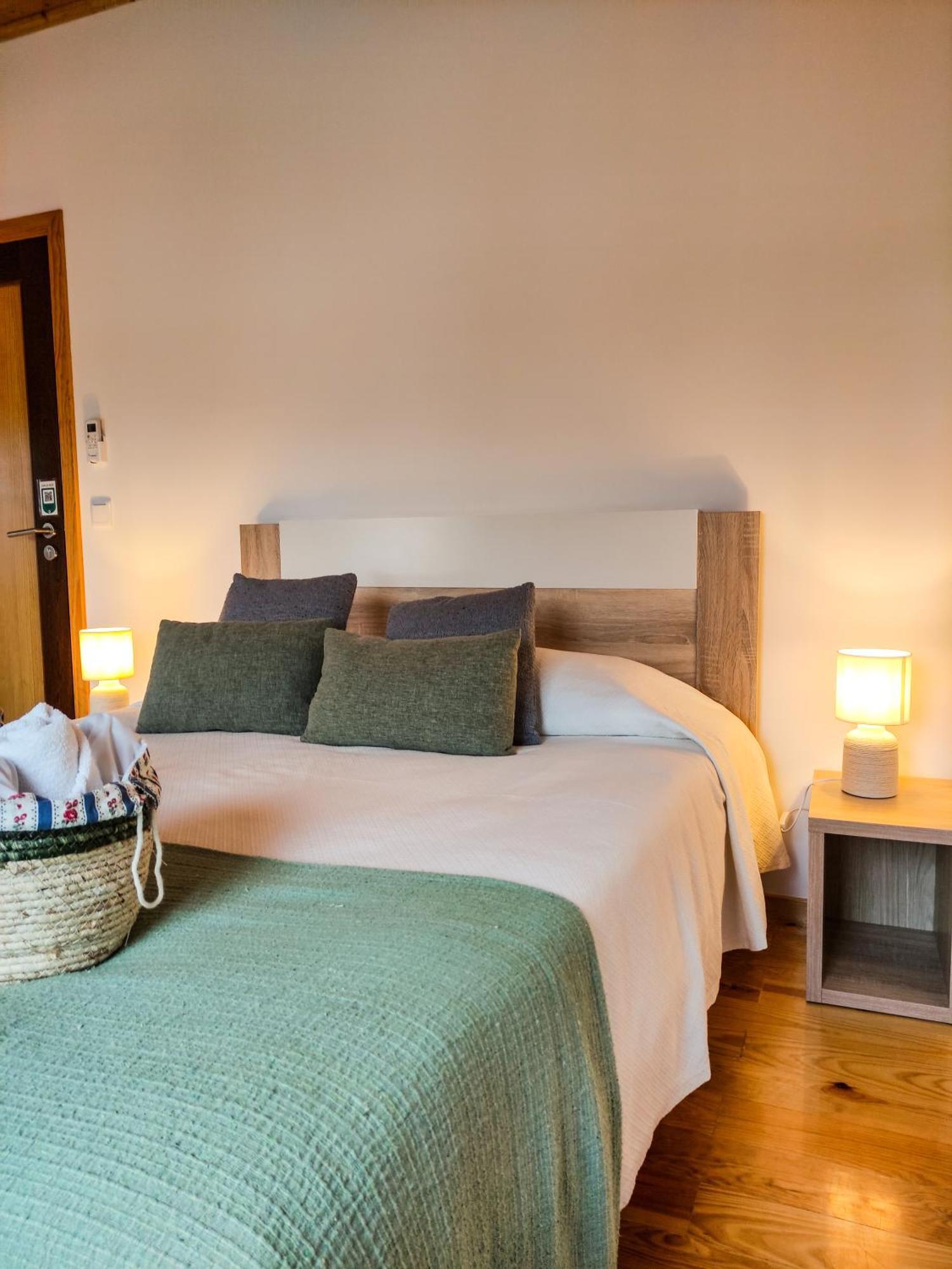 Farm stay Vale Do Ceira